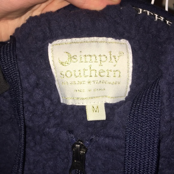 Sherpa Pullover w/ Hoodie - Picture 4 of 4